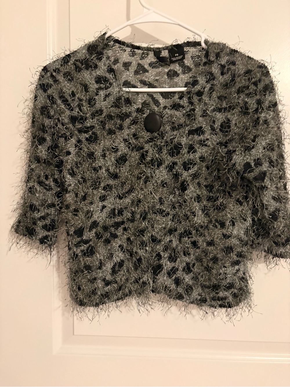 New Directions Leopard Print Cropped Cardigan Sweater NWOT